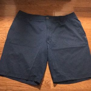 Men’s Navy Under Armour Casual Shorts size 40